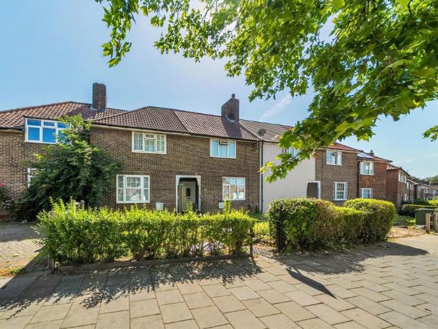 House for sale in London Borough of Lewisham, Greater London
