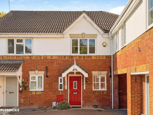 House for sale in Ash Vale, Guildford