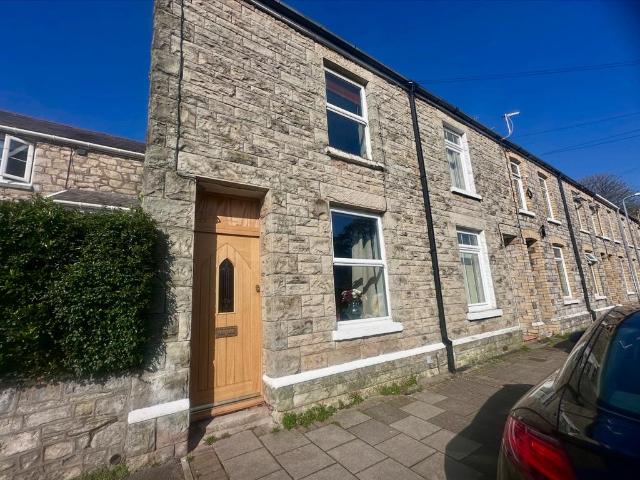 House for sale in Bridgend, Newcastle