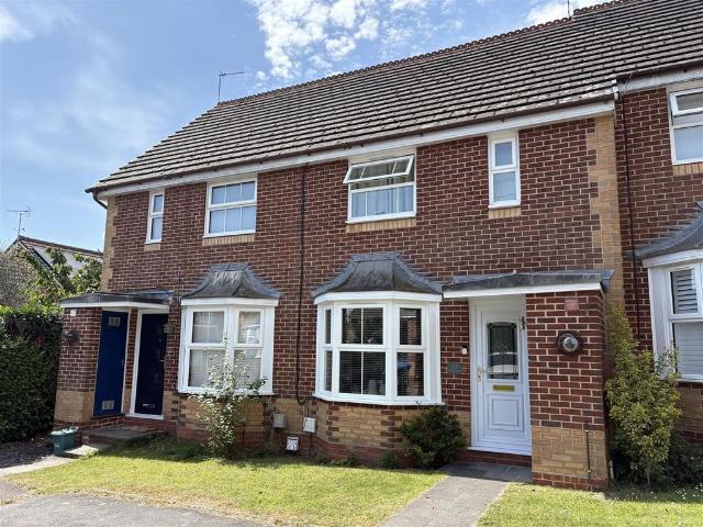 House for sale in Perryfields, West Sussex