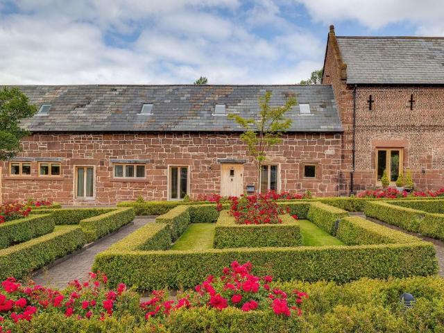 House for sale in West Vale, Cheshire