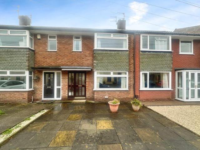 House for sale in Kirklees, Bury