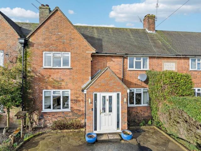 House for sale in Beaconsfield, Knotty Green