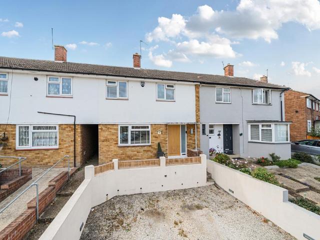 House for sale in London Borough of Bexley, Greater London