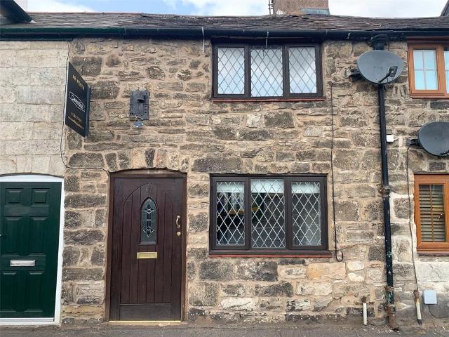 House for sale in Mold