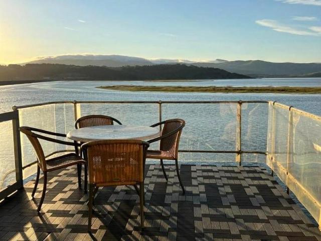 House for sale in Porthmadog
