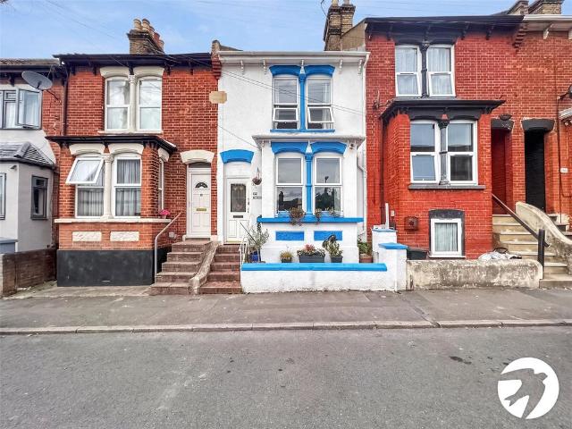 House for sale in Luton, Chatham