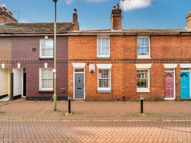 House for sale in The Close, Hampshire