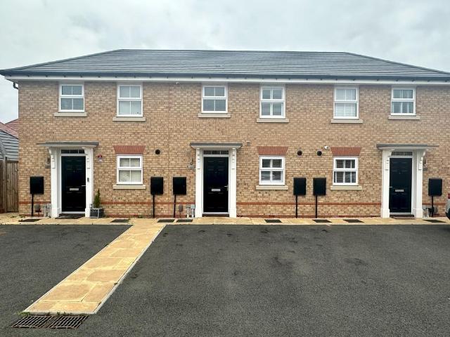 House for sale in Kettlebrook, Staffordshire