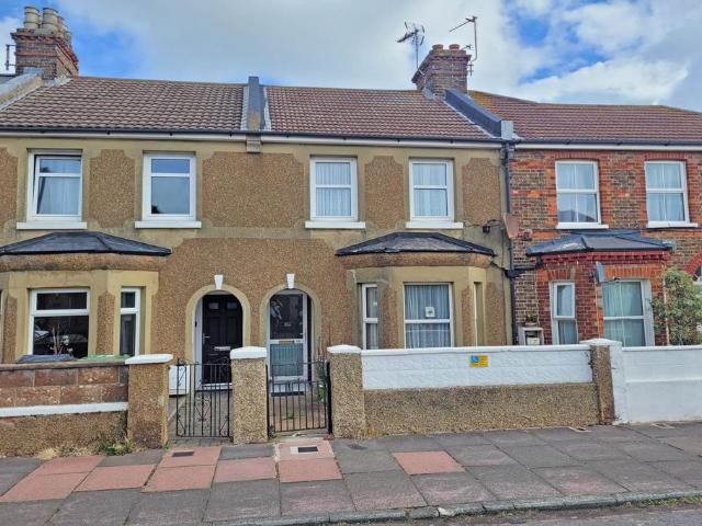 House for sale in Roselands, Eastbourne