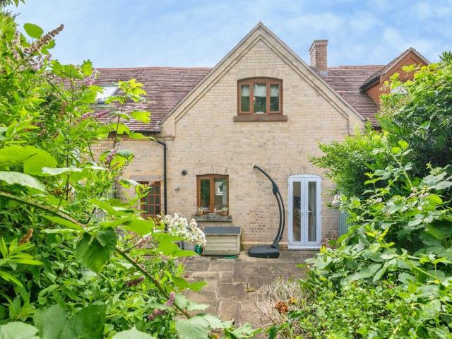 House for sale in Forthampton, Worcestershire