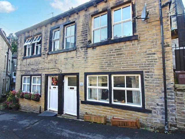 House for sale in Luddenden, Calderdale
