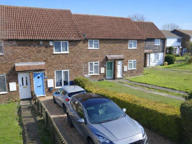 House for sale in Woodside Estate, Houghton Regis