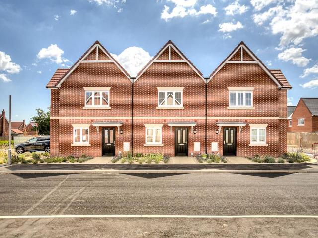 House for sale in Elmstead, Dale Hill