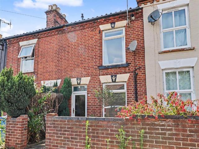 House for sale in New Catton, East Bank