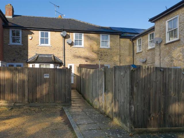 House for sale in Herne and Broomfield, The Bridge