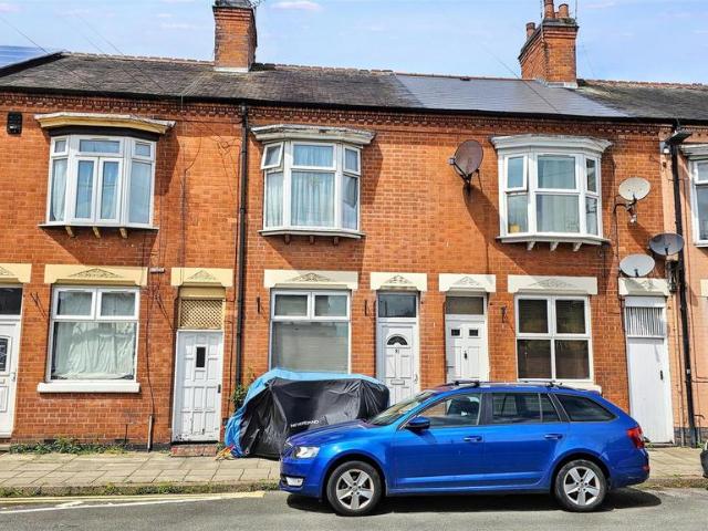 House for sale in Black Friars, Old Wharf