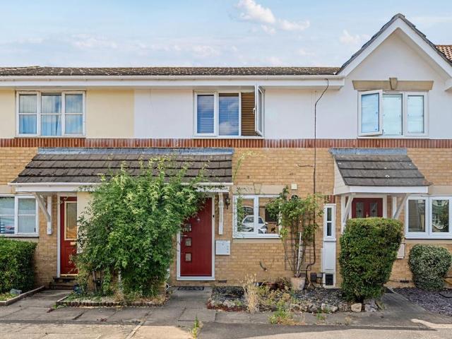 House for sale in Ottershaw, Runnymede