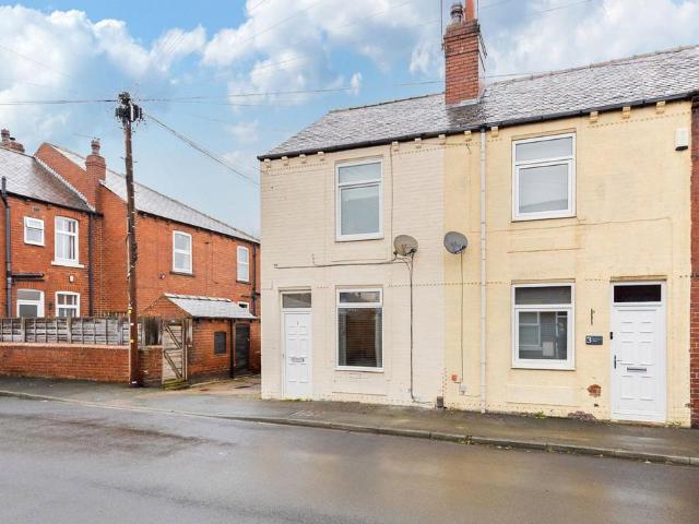 House for sale in Calder Grove, West Yorkshire