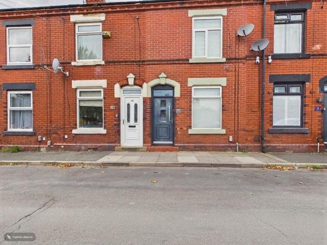House for sale in Guide Bridge, Greenheys