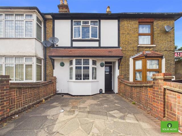House for sale in Gidea Park, Greater London