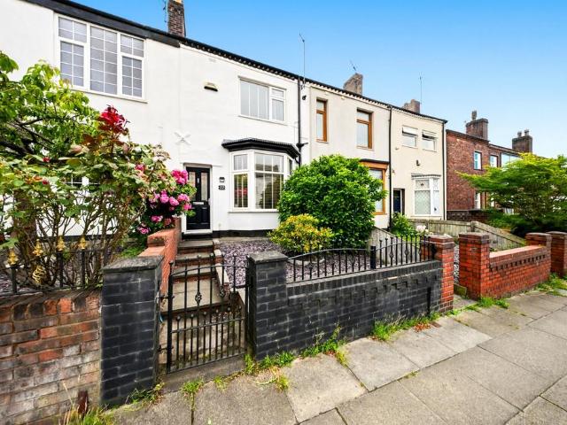 House for sale in Salford, Greater Manchester