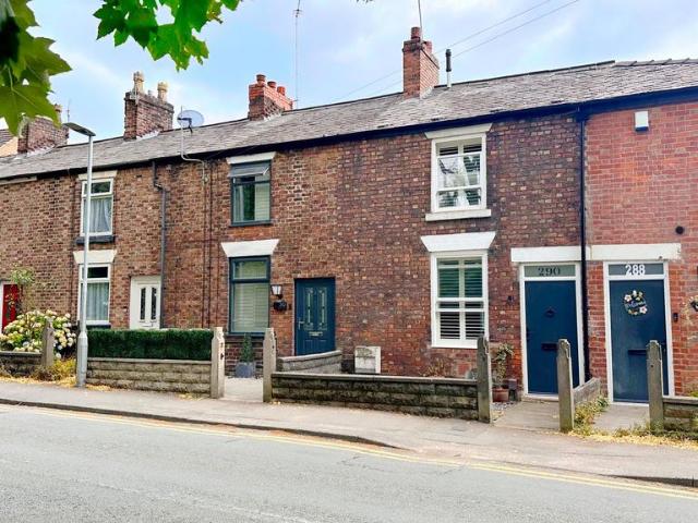 House for sale in Hockley, Poynton