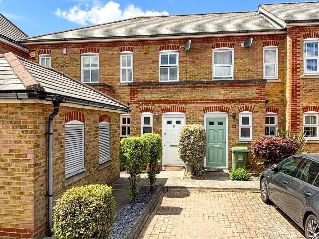 House for sale in London Borough of Lewisham, Greater London