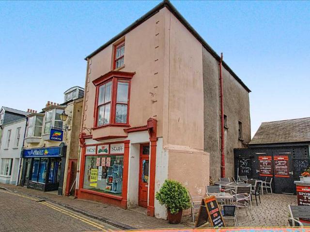 House for sale in Tenby, Wales