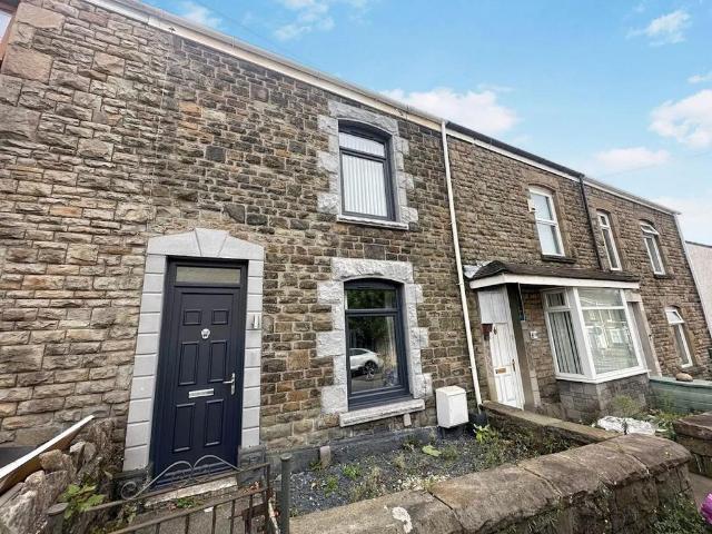 House for sale in Cwmbwrla, Nangreaves