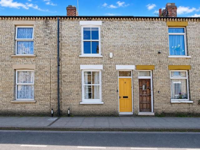 House for sale in The Groves, High Field
