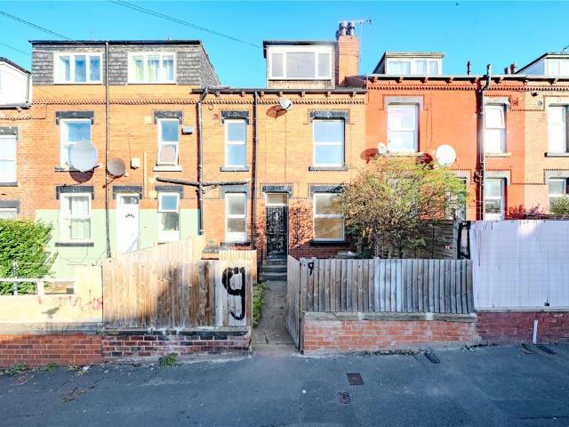 House for sale in Harehills, Leeds