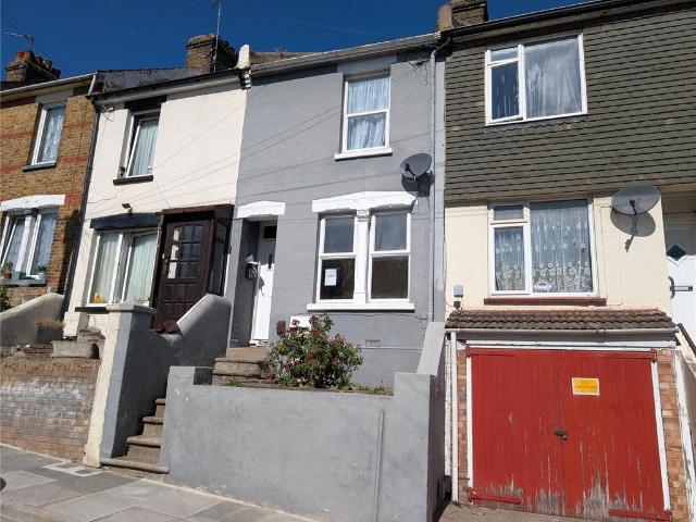 House for sale in Luton, Chatham