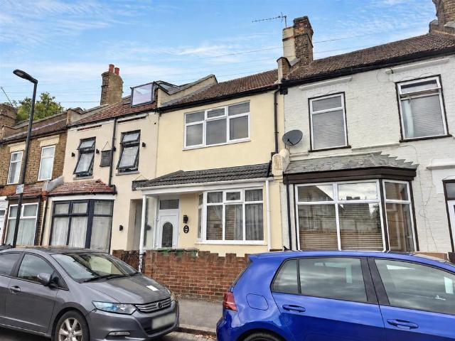 House for sale in Plaistow, Greater London