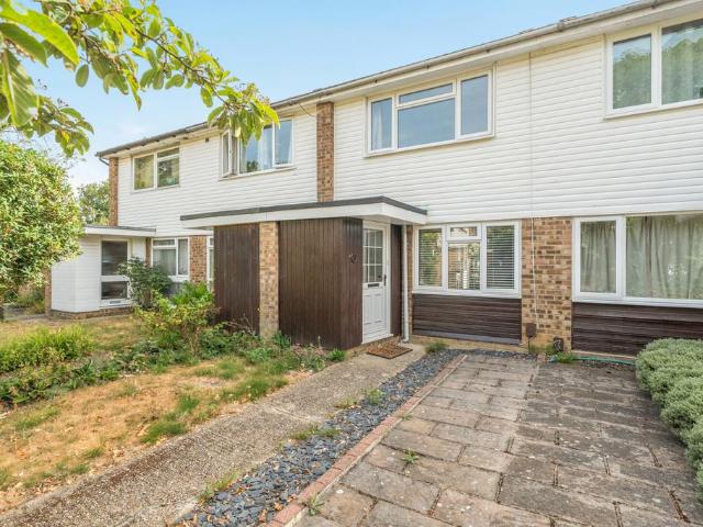 House for sale in Horsell, Woking