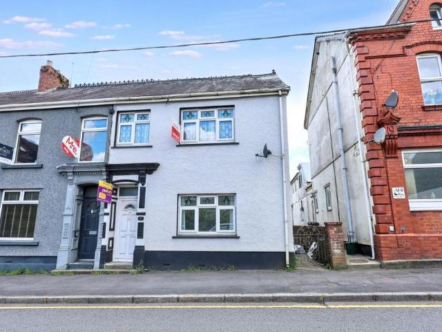House for sale in Gwaun-cae-gurwen, Wales