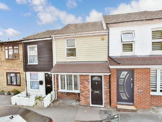House for sale in Brompton, Gillingham