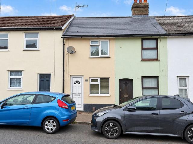 House for sale in Hythe, Colchester
