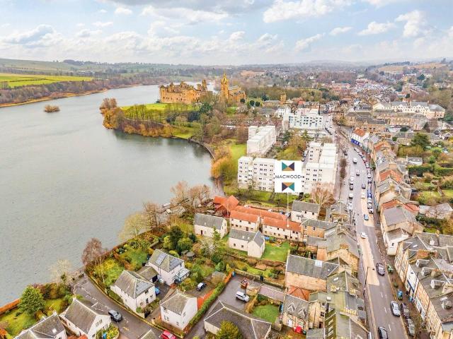 House for sale in Linlithgow, Scotland