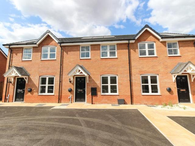 House for sale in Green Close, Warwickshire