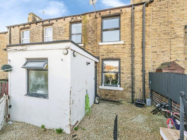 House for sale in Thornton Lodge, Huddersfield