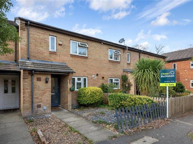 House for sale in London Borough of Richmond upon Thames, Greater London