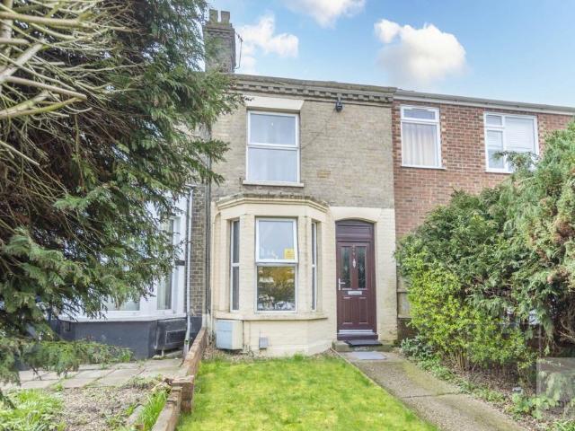 House for sale in Heigham Grove, East Bank