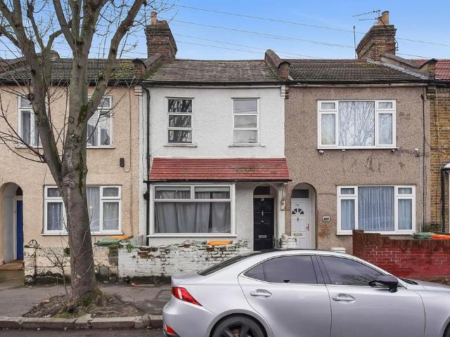 House for sale in West Ham, Greater London