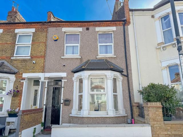 House for sale in Plumstead, Greater London