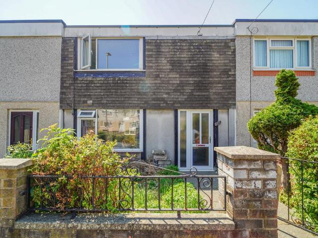House for sale in Kirkstall, West Yorkshire