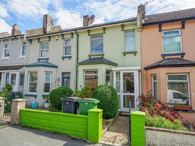 House for sale in Blacklands, Guestling Green