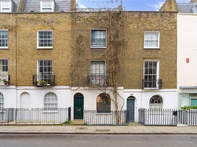House for sale in Chalk Farm, Greater London