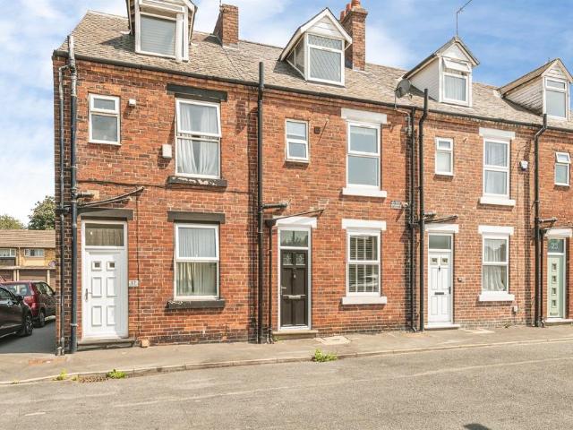House for sale in West Yorkshire