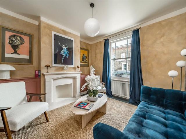 House for sale in Globe Town, Greater London
